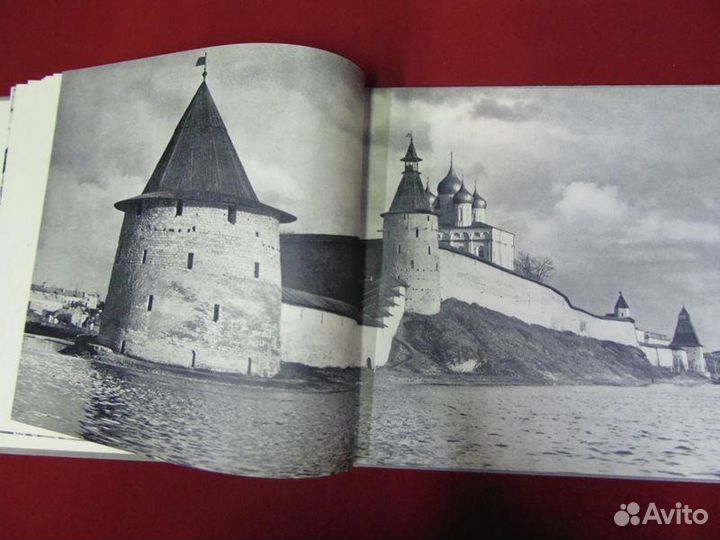 Псков. памятники древнерусского зодчества