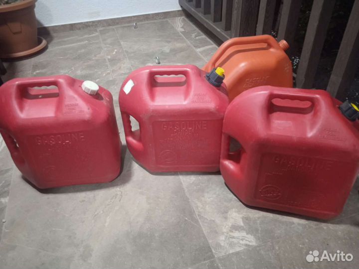 Канистры 20 литров