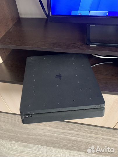 Sony playstation 4 PS4 slim 1tb