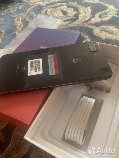 Xiaomi Mi 8, 6/128 ГБ