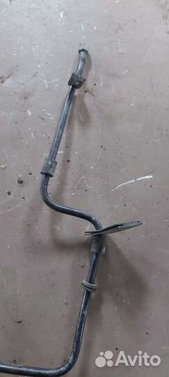 Вакуумный патрубок на Mercedes W140