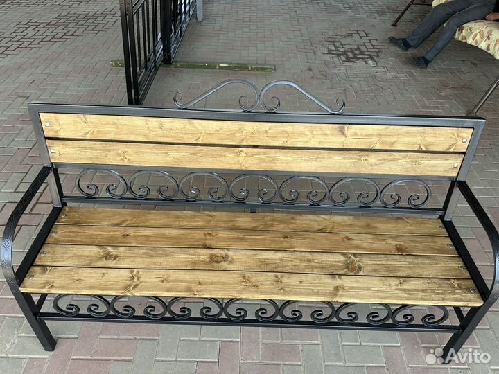 Скамейка садовая