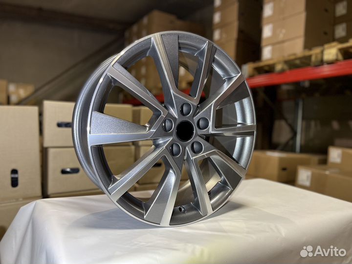 Литые диски R18 Subaru Forester Субару Форестер