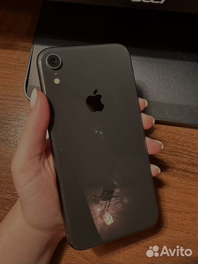 iPhone Xr, 64 ГБ