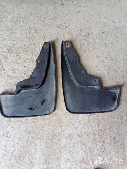 Рено Дастер брызговики