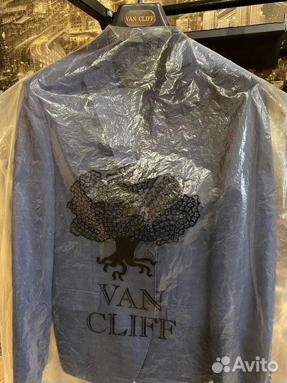 Костюм мужской