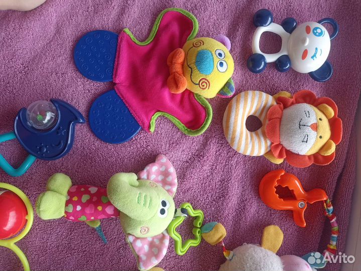 Игрушки погремушки