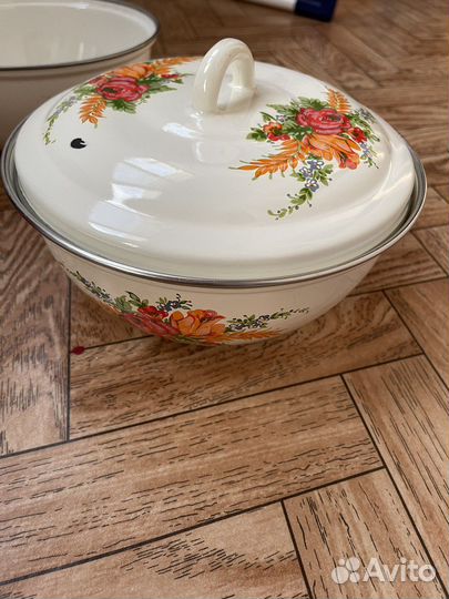 Миска эмаль