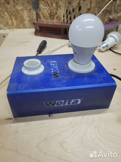 Прибор для проверки лампочек