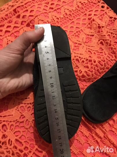 Ботинки демисезонные 28 размер