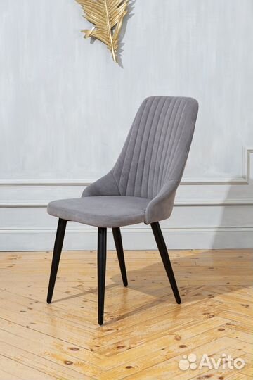 Мягкий стул со спинкой