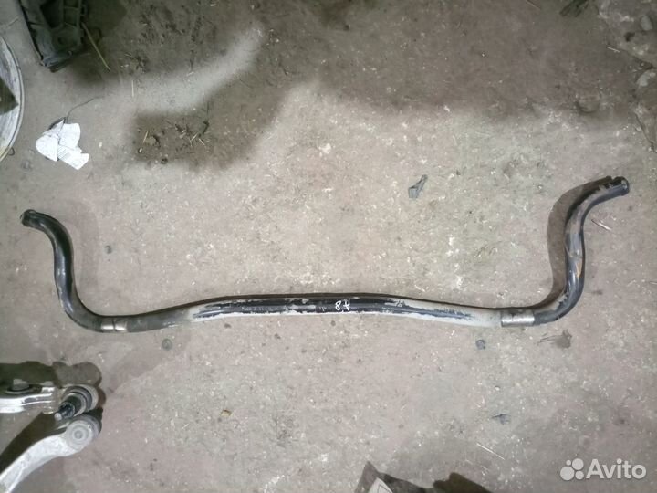 Стабилизатор передний Audi A8 D3 S8