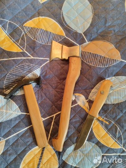 Топор и молоток