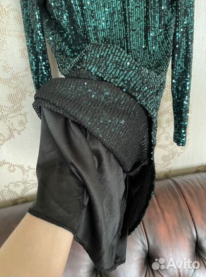 Платье с пайетками