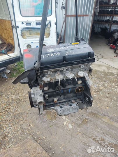 Двигатель Opel Z16XEP