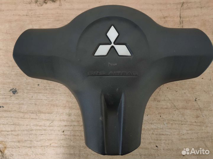 Подушка безопасности в руль Mitsubishi Lancer 9