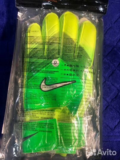 Вратарские перчатки nike