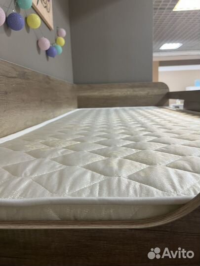 Двухъярусная кровать 90х190