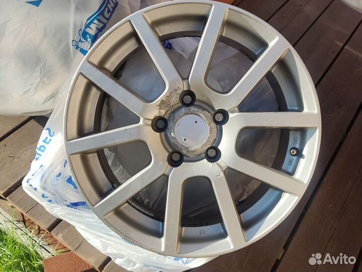 Диски Nissan R16 5x114.3 (комплект 4 шт)