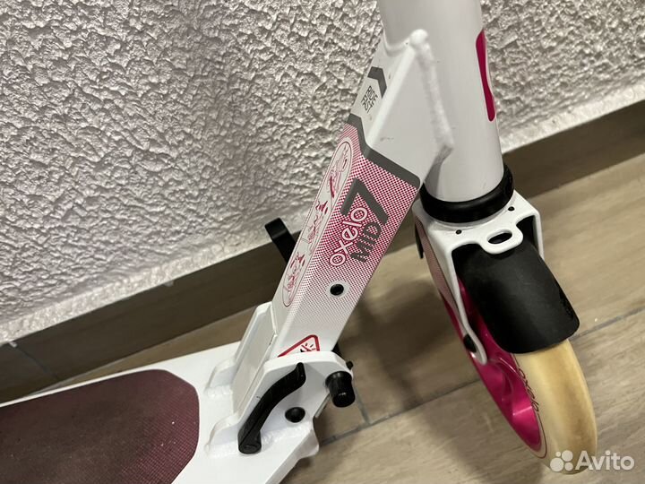 Продаю самокат Oxelo MID7, бело- розовый