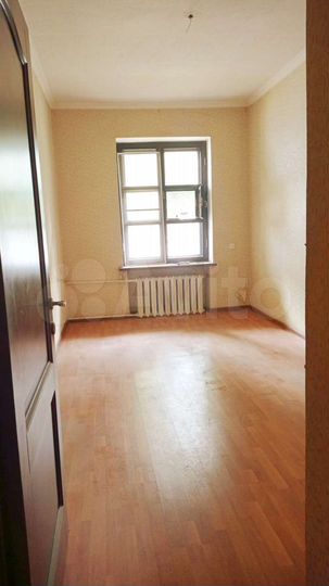 2-к. квартира, 45 м², 1/3 эт.