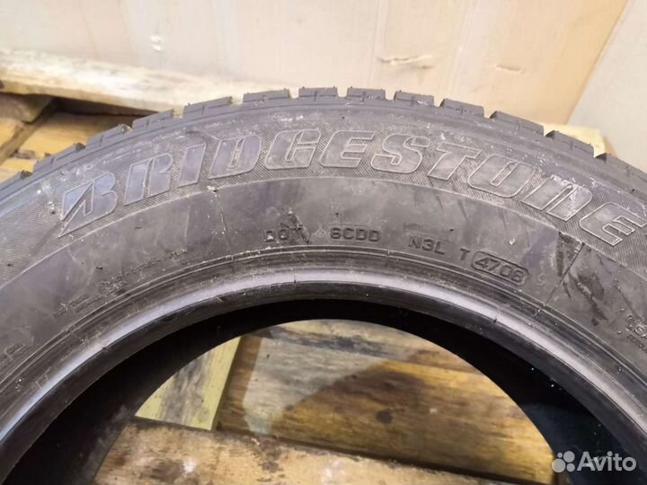 Bridgestone Blizzak LM-25 4x4 235/60 R17