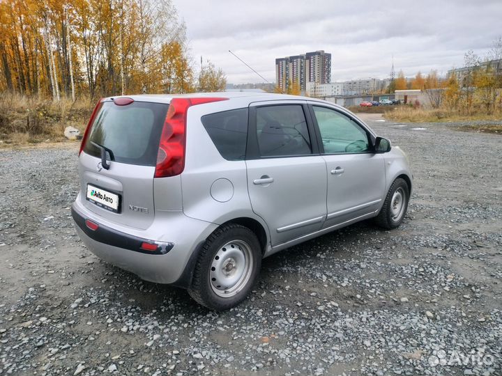 Nissan Note 1.6 AT, 2006, 235 000 км