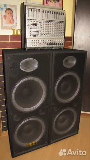 Колонки Dj-Tech 1600W 2ш Активный микшер Behringer