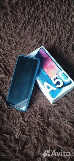 Samsung Galaxy A50, 4/64 ГБ