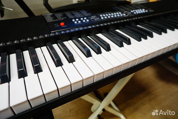 Синтезатор — Цифровое Пианино (+ аксессуары)