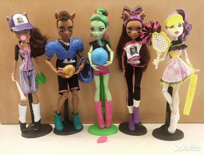 Кукла Монстер Хай спорт