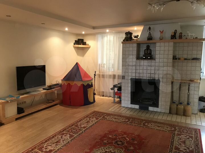 Коттедж 433 м² на участке 43 сот.