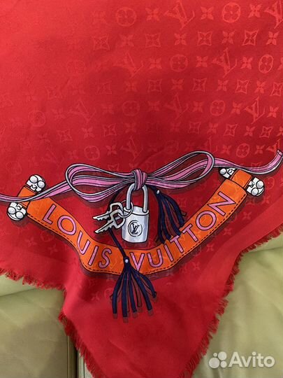 Louis vuitton шаль 142,5 x 142,5 шерсть-шелк