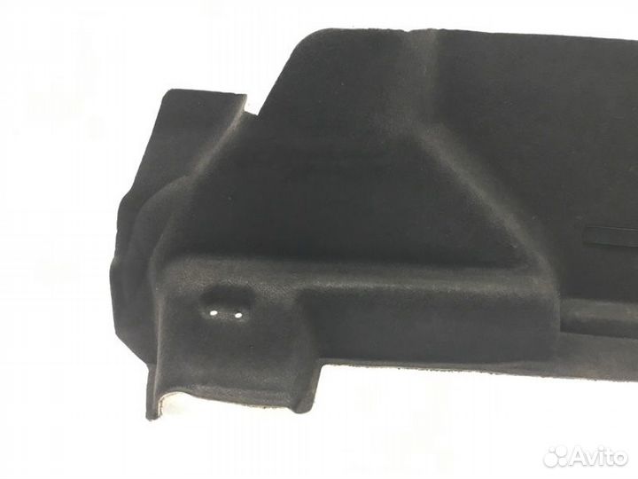 Обшивка багажника правая Ford Mondeo седан 2.3