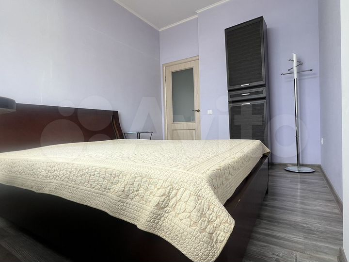 2-к. квартира, 56 м², 3/10 эт.