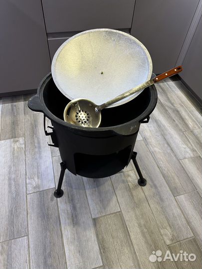 Казан чугунный