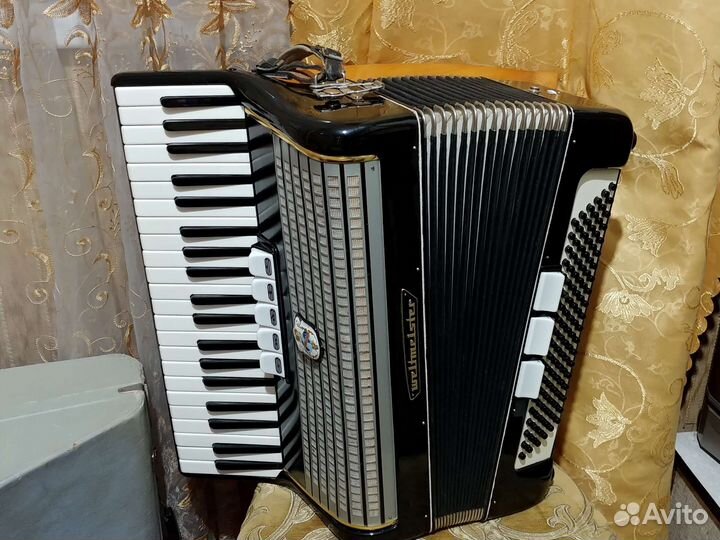 Аккордеон Weltmeister новое состояние концертный
