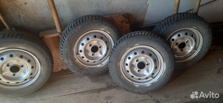 Продам зимнюю резину