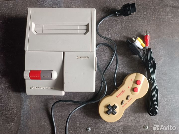 Nintendo New Famicom HVC-101