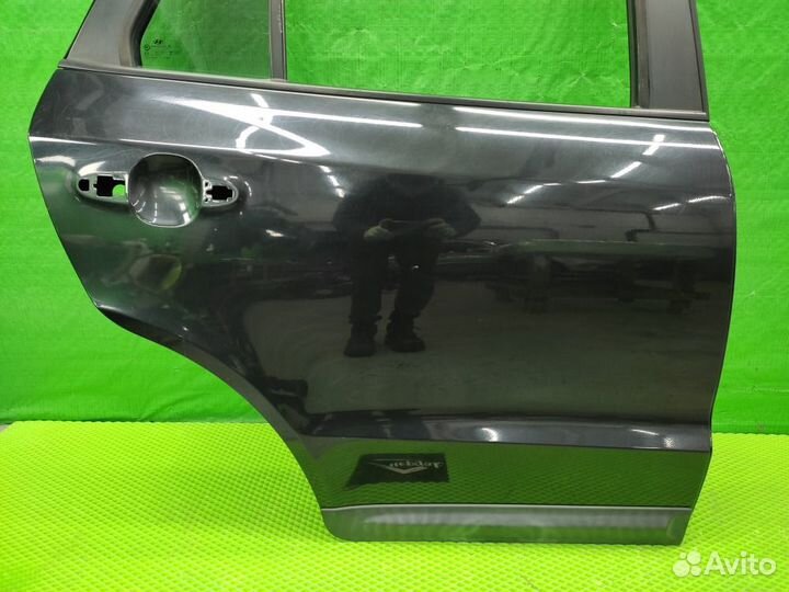 Дверь задняя правая Hyundai Santa Fe 2005-2009