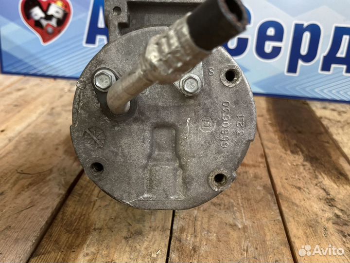 Компрессор кондиционера renault Duster,MeganF4R747