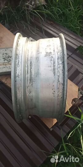 Диск литой r 15