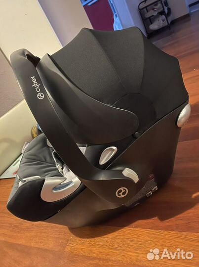 Детское автокресло Cybex Aton Q Platinum с автомоб