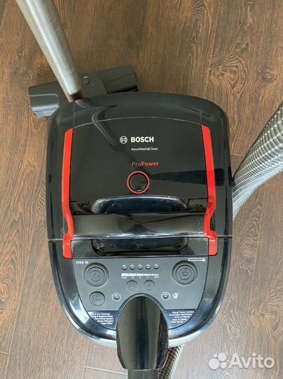 Пылесос Bosch BWD41720