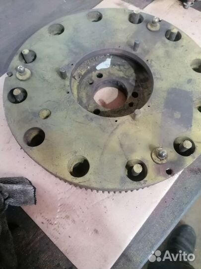 Маховик унц 060