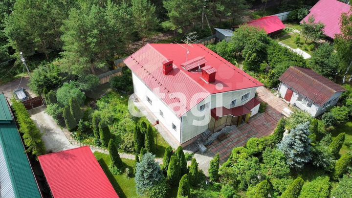 Дом 250 м² на участке 32 сот.