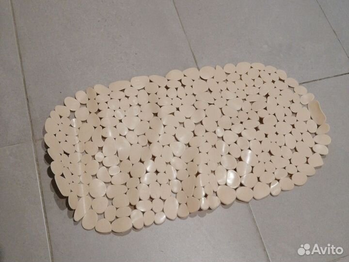 Коврик в ванную комнату