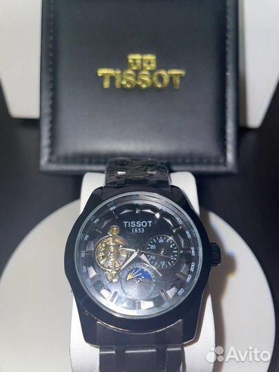 Брутальные мужские часы механические tissot