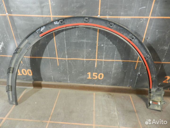 Накладка крыла заднего правого - Audi Q3