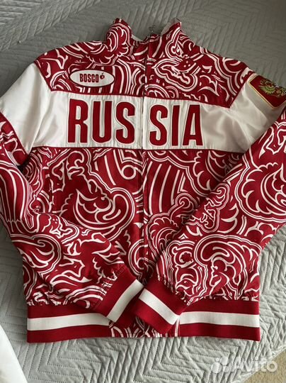 Спортивный костюм женский оригинал